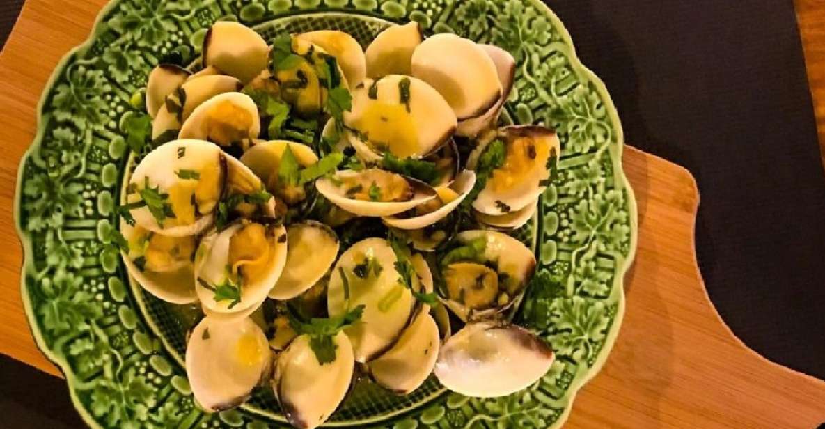 Porto: Premium Portuguese Food Tour and Sightseeing - Walking Porto: what the route can feel like in real life