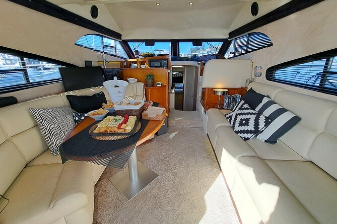 PORTO : Premium Yacht Tour – 6 Bridges & Douro Estuary Reserve - Dom Henrique, Maria Pia, São João, Freixo: Why the Bridge Sequence Works
