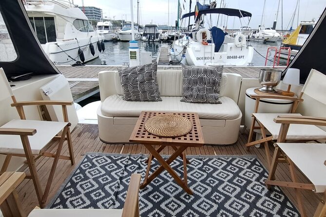 PORTO : Premium Yacht Tour – 6 Bridges & Douro Estuary Reserve - Clérigos, Sé, Serra do Pilar: Spotting Landmarks From a New Angle