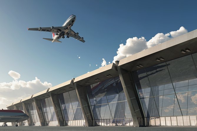 Porto Private Airport Departure Transfer - Meeting the Driver in Porto: hotels, apartments, and getting to the lobby