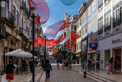 Porto: Private Custom Tour with a Local– Icons & Hidden Gems - Icon stops and smaller lanes, based on what you like