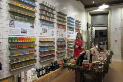 Porto Private Food & Wine Walking Tour with Market & Tastings - Meeting at São Bento: Tiles, Legends, and Northern Wine Clues