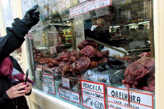 Porto Private Food & Wine Walking Tour with Market & Tastings - Mariquinhas and Manteigaria: Two 15-Minute Stops, Big Flavor Payoff