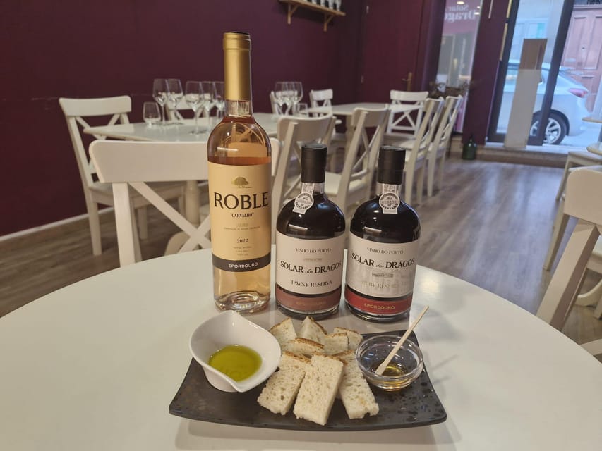 Porto Private Half Day Walking Tour: Cruise & Wine Tasting - Meeting at Lions’ Fountain before you start moving
