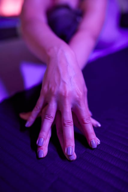 Porto: Private Hotpod Yoga Class - Why a purple 37°C pod makes sense in Porto