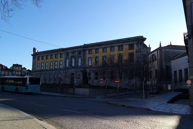 Porto private morning Tour, discover the most iconic attractions - Café Majestic and Rua Santa Catarina: Belle Époque for a coffee pause