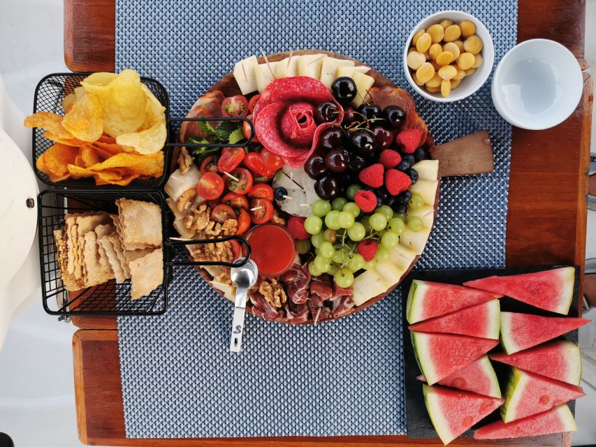 Porto: Private Sailboat Trip with Wine Tasting & Charcuterie - Relaxing on a Sailboat: What It Feels Like on the Water