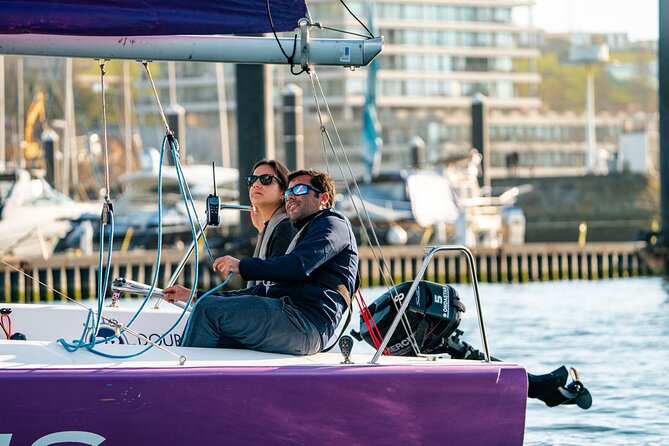 Porto: Private Sailing Experience in Douro River - Safety and comfort: lifejackets and certified skippers
