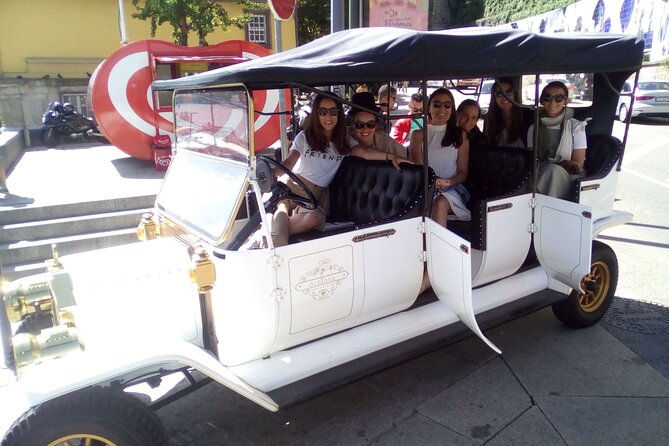 Porto : Private Tour of the Historic City in a Classic Ford T - Morro garden near Luís I Bridge: a green pause with major river views