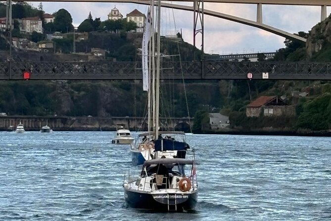 Porto: Private tour on vintage sailboat with sunset option - What This Cruise Feels Like on the Water