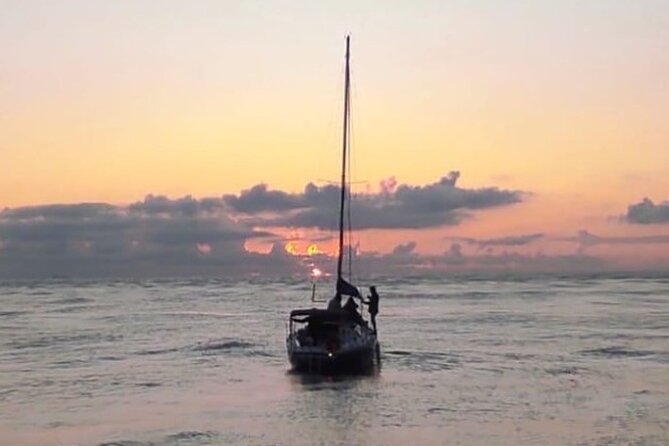 Porto: Private tour on vintage sailboat with sunset option - The Route in Plain English: Where You Go and Why