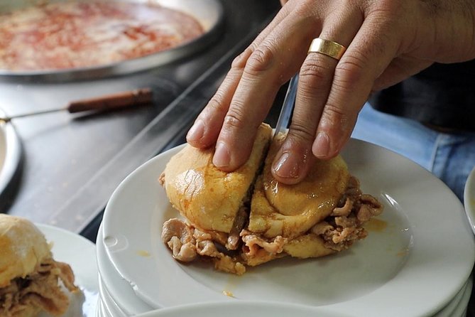 Porto Private Walking Food Tour With Secret Food Tours - Small park pause: why a green break helps the next bites
