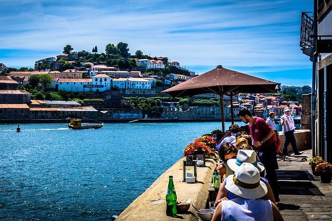 Porto Private Walking Tour with a Local - Starting at Palácio da Bolsa: a smart way to orient yourself