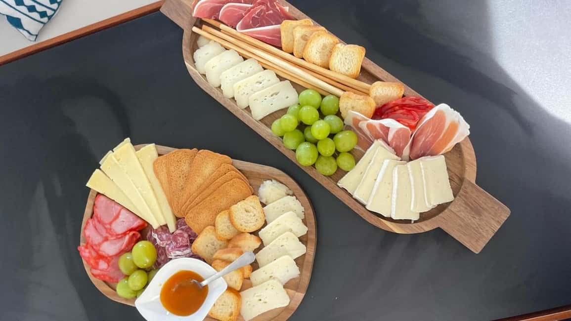 Porto: Private Yacth Cruise with Wine, Snacks & 6 Bridges - Private group setup: who it’s best for (and who might want something else)