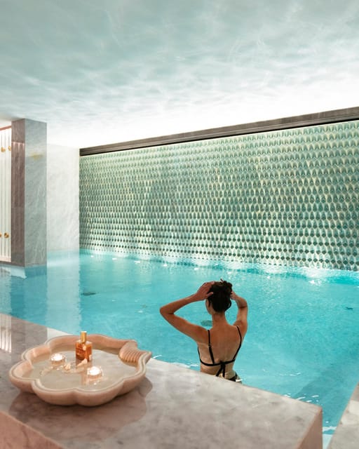 Porto: Relaxing by the pool, sauna and steam room - Key points before you go
