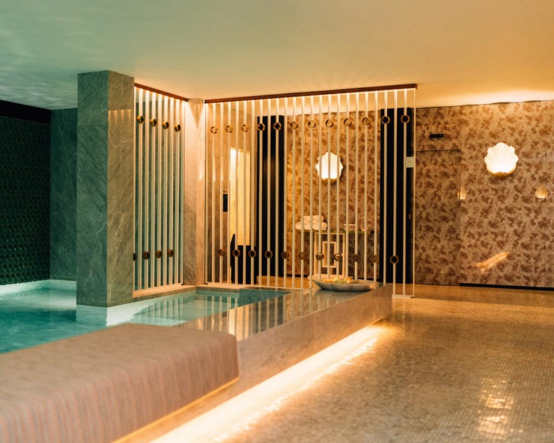 Porto: Relaxing by the pool, sauna and steam room - The calming route: how the ocean-inspired approach helps you slow down