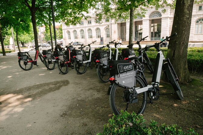 Porto Riverbank E-Bike Tour - Atlantic Coast, Gardens - Stop-by-stop route: river neighborhoods, gardens, and Atlantic air