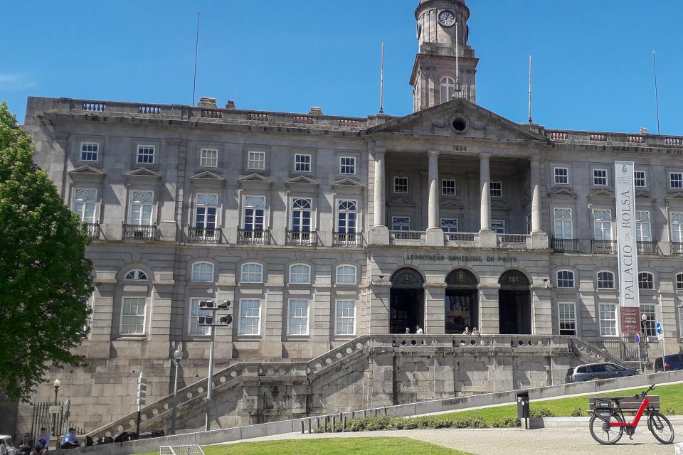 Porto Riverbank Tour on an e-bike: Atlantic Coast, Gardens - Foz do Douro and the Coast: Breathing in the Atlantic Side