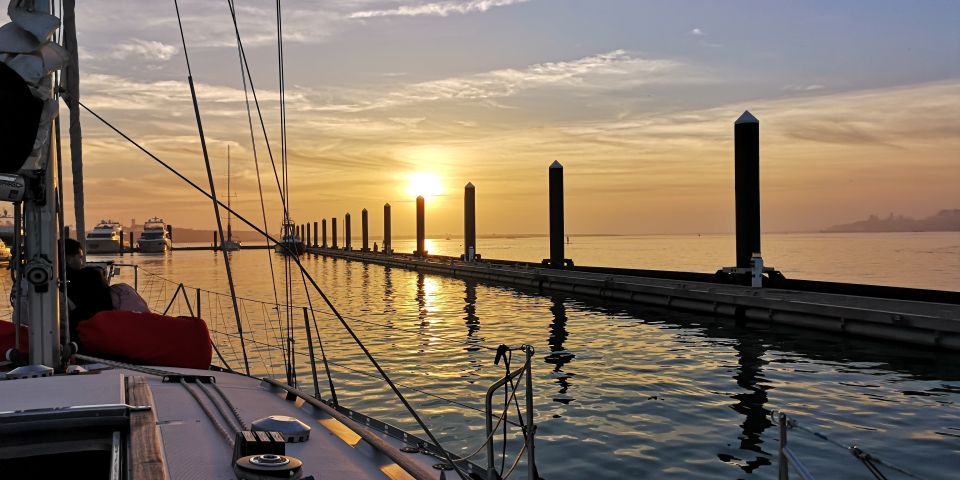Porto: Romantic Sailboat Cruise - On board: what you’ll feel during the cruise