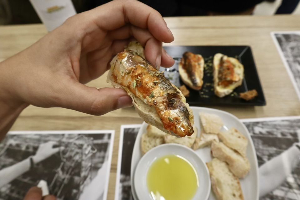 Porto: Secret Food Tour - Old Port with a Douro River view: the slower, smoother finish