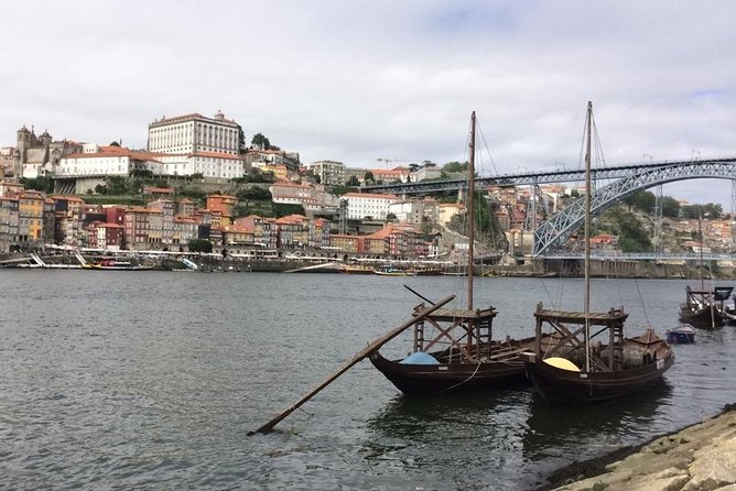 Porto Small Group Walking Tour with Lello Bookshop - Bairro da Ribeira: the long stroll where Porto’s age shows