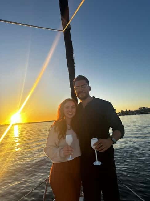 Porto: Sunset Sailboat Tour with Welcome Drink - Why a Douro sunset sail is such a smart Porto plan