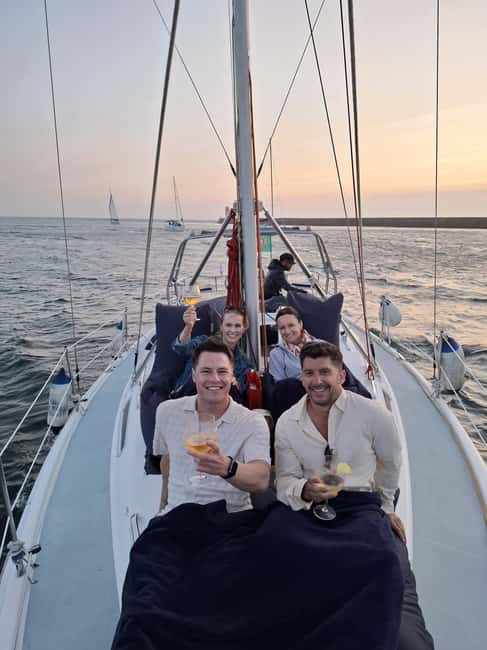 Porto: Sunset Sailboat Tour with Welcome Drink - Ocean sailing if conditions permit: the part that can change everything