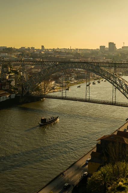 Porto: Sunset Walking Tour with Port Wine Tasting - Key things I’d watch for