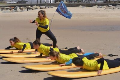 Porto Surf Experience - Gear and Comfort: Wetsuits, Storage, and the Outdoor Shower