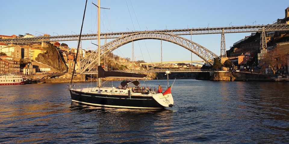 Porto: The Best Douro Boat Tour - Moving through Porto’s icon zone: Museum stop, São Francisco, and Clérigos Tower