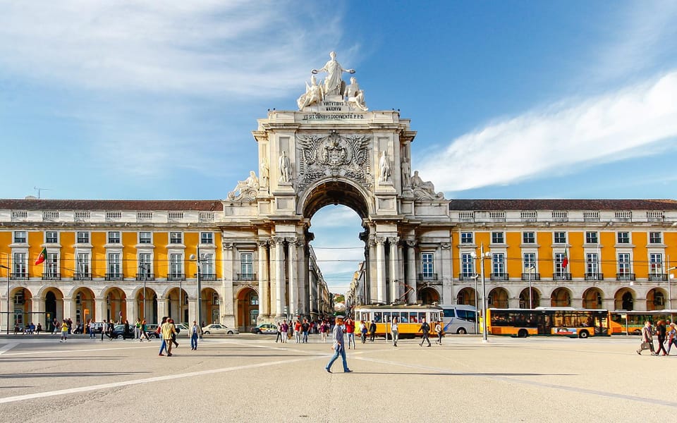 Porto to Lisbon with Aveiro-Coimbra-Fátima-Nazaré-Óbidos - Key Things You’ll Appreciate