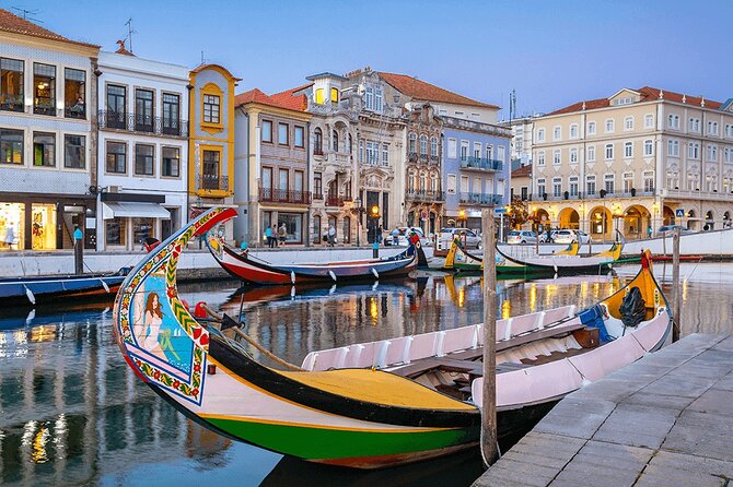 Porto to Lisbon with stop Aveiro-Fátima-Coimbra-Tomar-Nazaré-Óbidos - Aveiro: canals, the moliceiro option, and sweet breaks