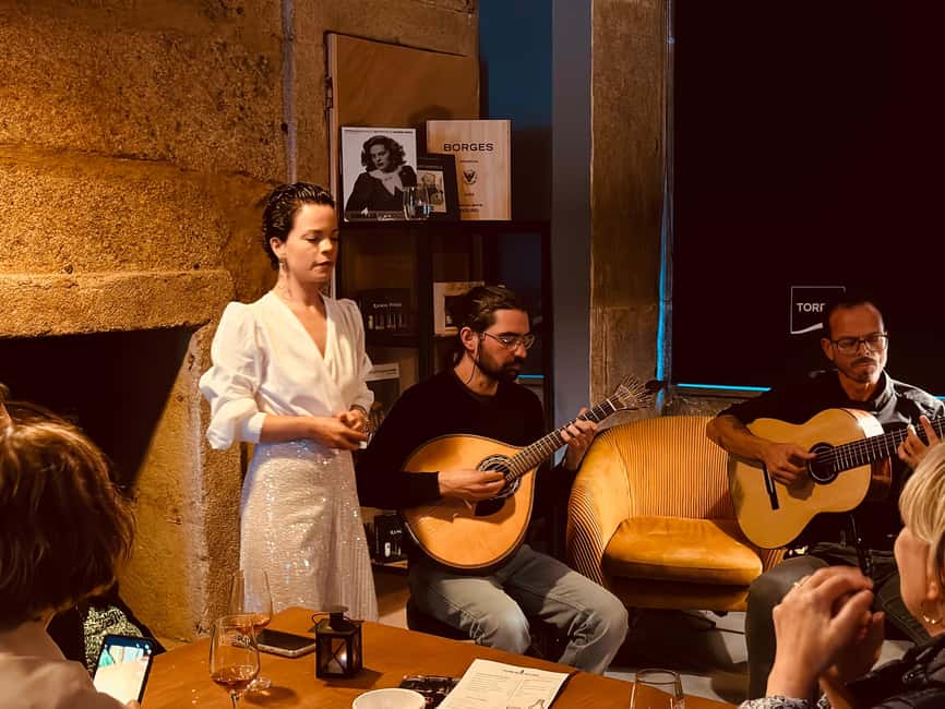 Porto: Traditional Fado Show with Welcome Drink - A smooth evening plan (so you’re not rushing)