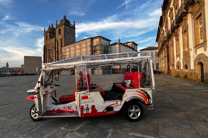 Porto: Tuk tuk vip guided tour - 1.30h - How a 90-Minute Tuk-Tuk Tour Really Works in Porto