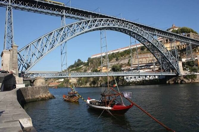 Porto, unveiling the city | walking tour | city gems - Why this 3-hour Porto walk is such a smart use of time