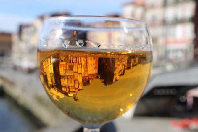 Porto, unveiling the city | walking tour | city gems - Old jail and Clérigos Tower: Porto’s dramatic side in a small radius