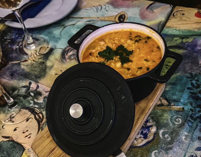 Porto: Walking Dinner Tour with Family-Owned Restaurants - Porto in 3.5 Hours: The Walking Dinner Route That Actually Works