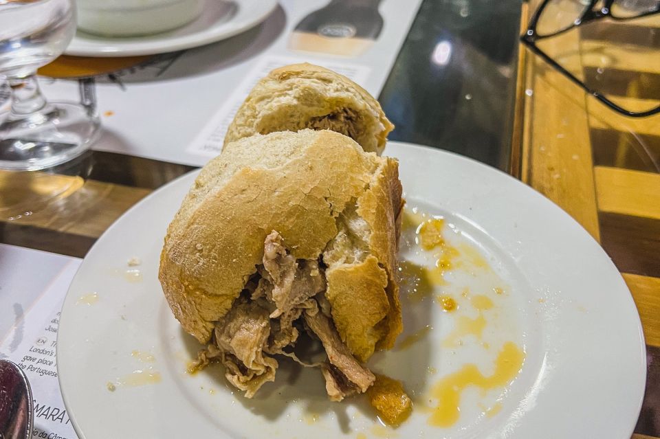 Porto: Walking Dinner Tour with Family-Owned Restaurants - Where You Start in Porto (And Why Meeting Points Matter)