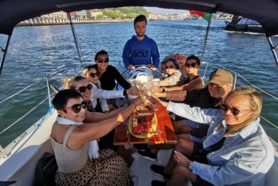 Porto: Wine and cheese tasting on a sailboat on the Douro River - Starting point: Marina da Afurada and the easy first impressions