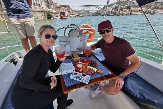 Porto: Wine and cheese tasting on a sailboat on the Douro River - Stop by stop: what each riverside moment is like