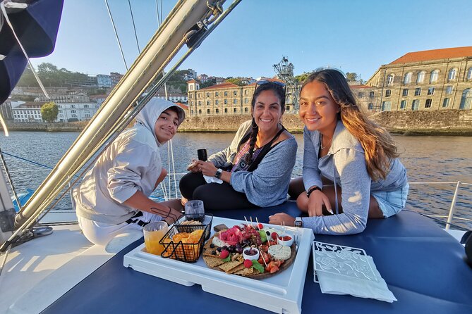 Porto: Wine and cheese tasting on a sailboat on the Douro River - Wine changes and the Port finish: Ruby, white, and tawny