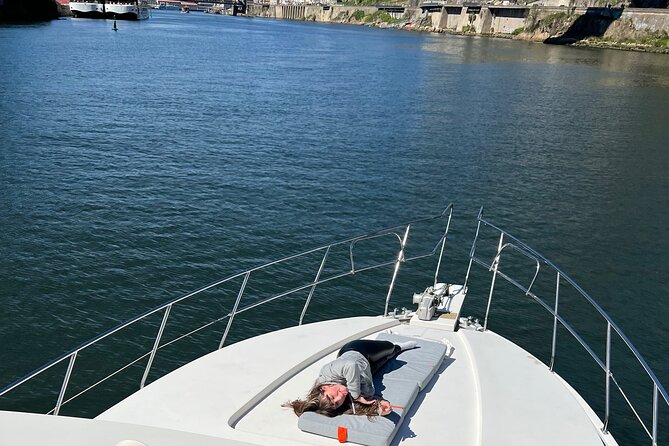 Premium Yacht Tour on the Douro - Where you meet: Marina do Freixo and easy access