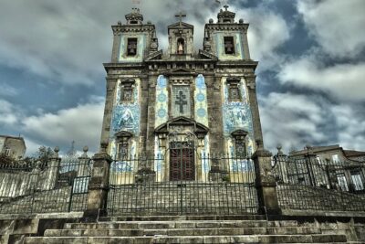 Private 3-hour walking tour of Porto with official tour guide - Miradouro da Vitória: the view that puts Gaia and the bridges in order