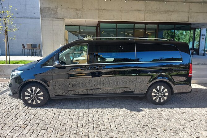 Private Airport Transfer from Porto to the Airport - Price and Timing: What $60.51 Really Buys
