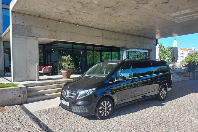 Private Airport Transfer from the Airport to Porto - Key points to know before you book