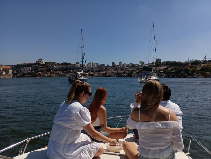 Private Boat Tour 6 Bridges 1h30, group price up to 6px - Private 6-Bridge Douro Boat: What Makes It Special