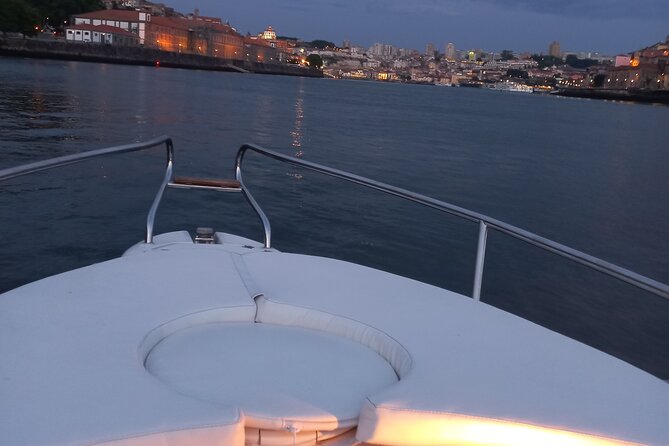 Private Boat Tour on the Douro River at Sunset - Photo stops under Ponte D. Maria Pia and Ponte D. Luis I: what to do with your time