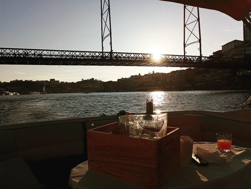 Private Boat Trip for 2 with Tasting in Porto -Sunset Option - Where You Start: Marina da Afurada and How the 2-Hour Loop Works