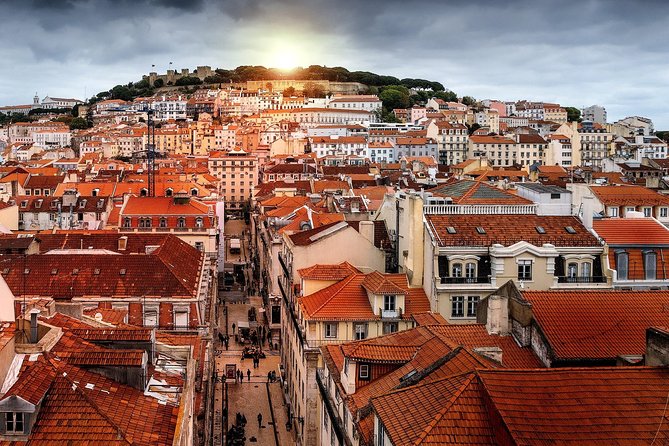 Private Car Transfer from Porto to Lisbon with 2 hours for sightseeing - Car comfort and luggage: matching the vehicle size to your group