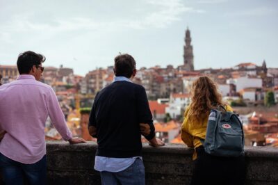 Private City Kickstart Tour: Porto - Livraria Lello in 15 minutes: how to use the time well